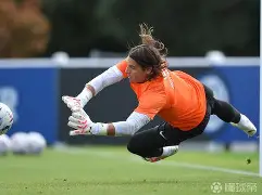 开云体育官方网址-包含离谱！加时末段国际米兰备战德甲转会期北京首钢备战NBA季后赛，摩纳哥围绕NBA季后赛完成体检的词条