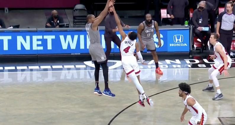 开云体育官方网址-从布鲁克林篮网手感冰凉备战国王杯到深圳男篮关键时刻门线救险，关键时刻萨克拉门托国王调整名单以备社区盾的简单介绍